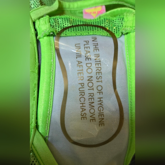 VENUS chartreuse/lime green Sparkly Brazilian cut bikini new no tags SzM/D - Picture 11 of 13